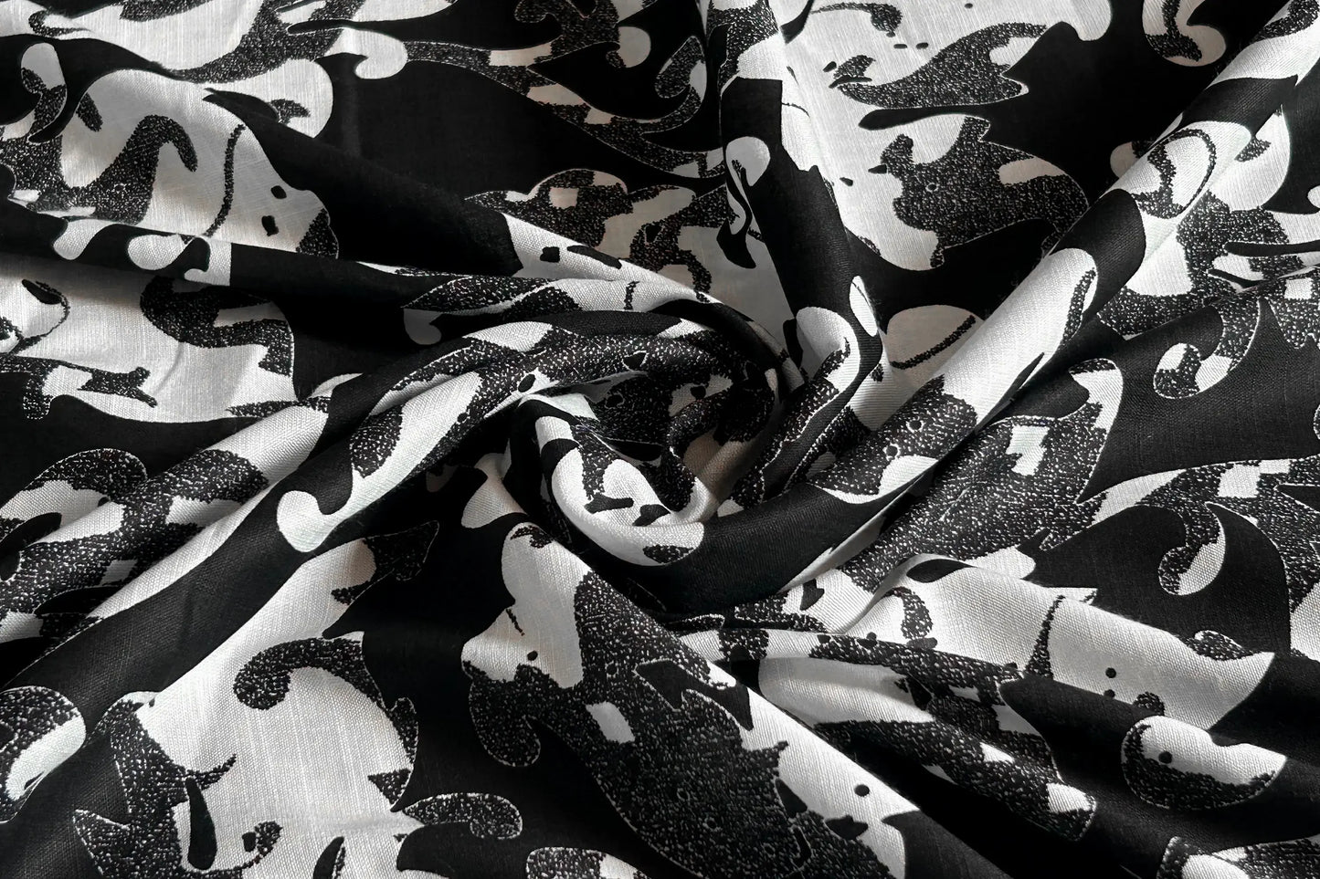 Breathable cotton dhoti-style harem pants for men and women – Dopehead Stores’ stylish Veshti Company celebrity streetwear